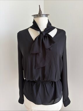 🇨🇦Babaton Aritzia Black "Lucas" Tie-Neck Blouse Long Sleeve Peplum Top - Size M